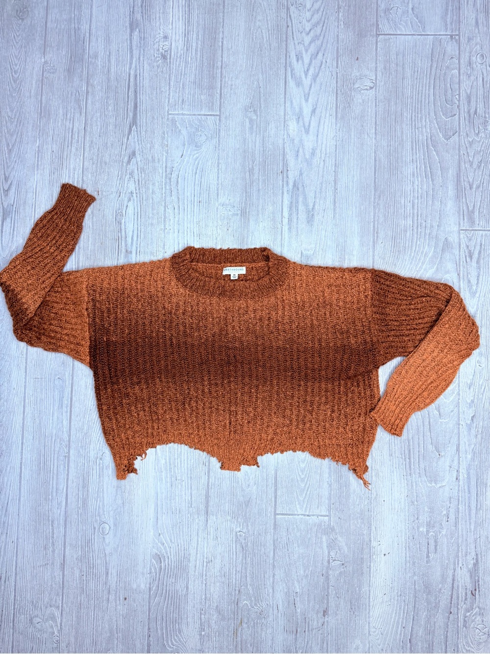 Earthbound cropped long sleeve brown hombre sweater shirt pull over med